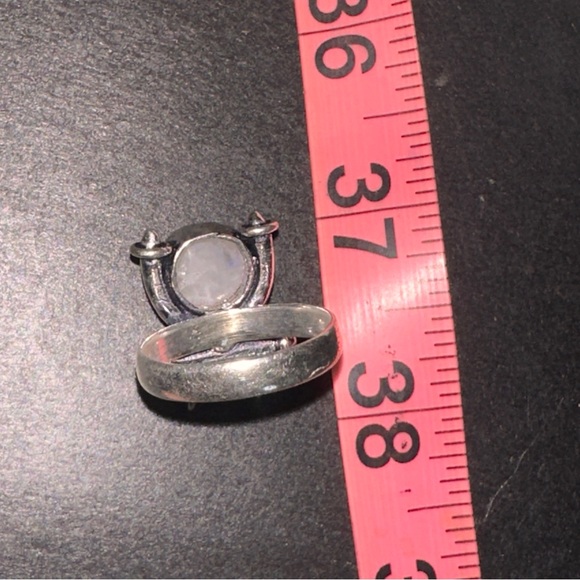 Modern Rainbow Moonstone handmade statement Ring - Picture 7 of 12